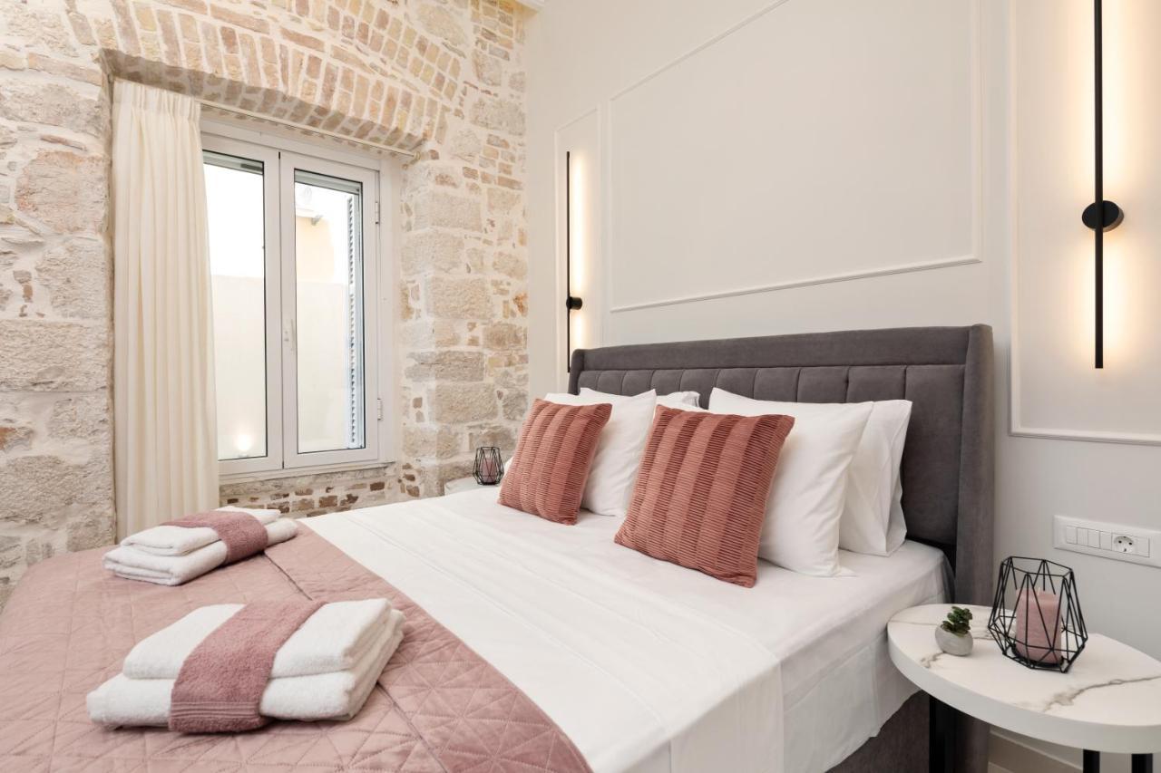 Modern-Vintage Old Town Suites Corfu  Eksteriør bilde